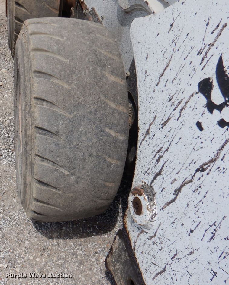 image for item DL8948 2011 Bobcat S750  skid steer loader