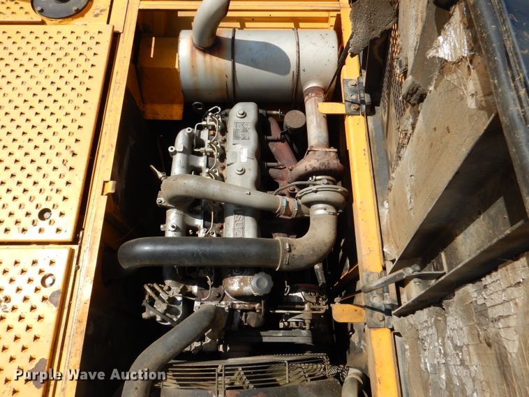 image for item DL8956 2004 JCB JS220LC  excavator