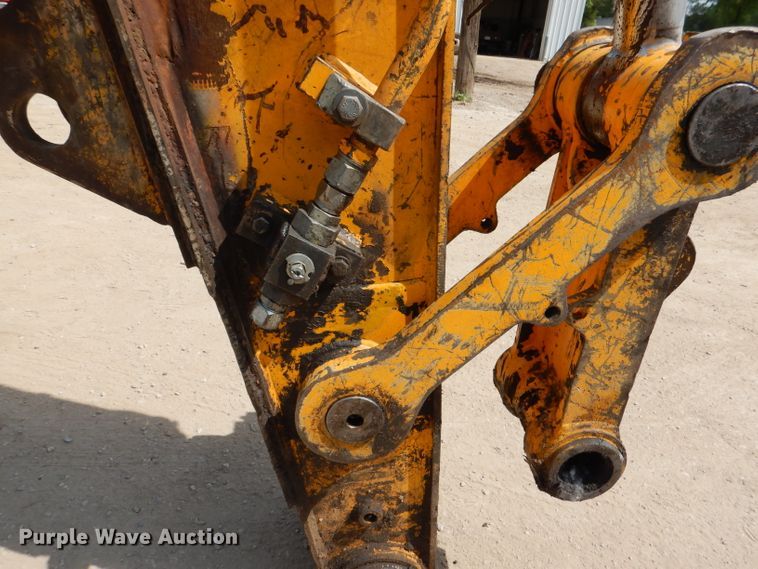 image for item DL8956 2004 JCB JS220LC  excavator