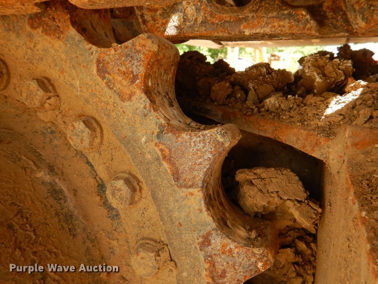 image for item DL8956 2004 JCB JS220LC  excavator