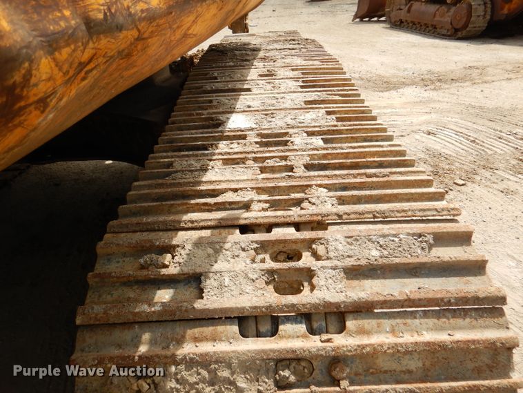 image for item DL8956 2004 JCB JS220LC  excavator