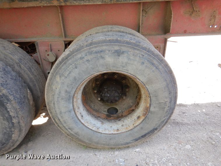 image for item DL8957 1987 Freuhauf ND2-F2-22-7  end dump trailer