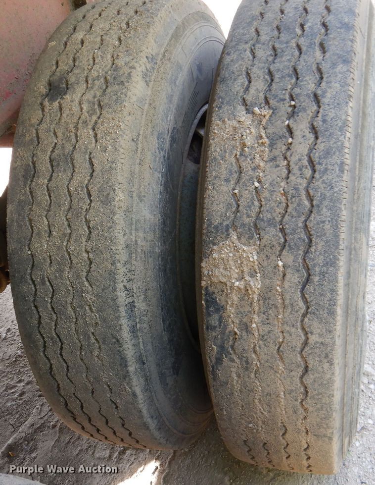 image for item DL8957 1987 Freuhauf ND2-F2-22-7  end dump trailer