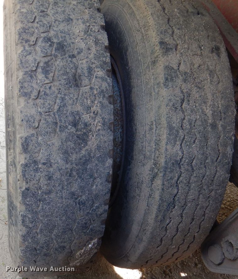 image for item DL8957 1987 Freuhauf ND2-F2-22-7  end dump trailer