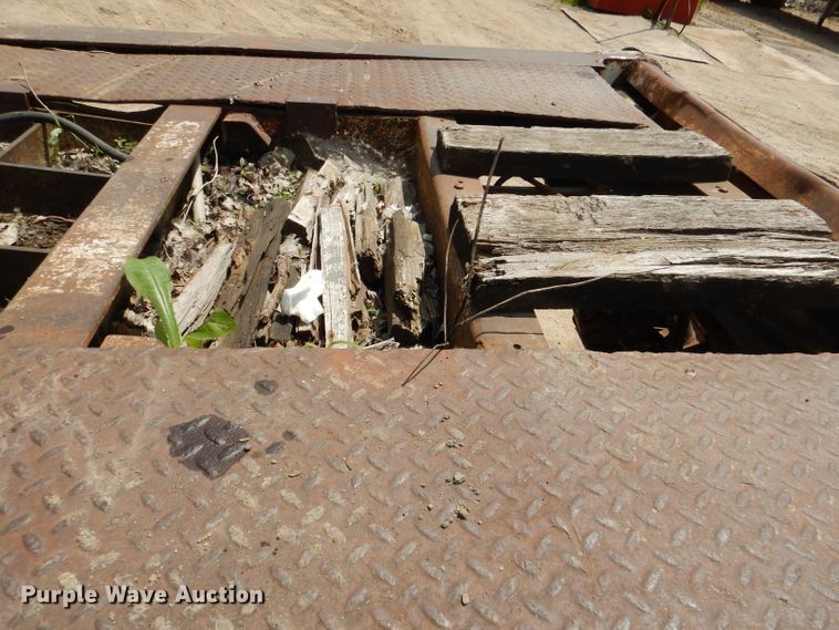 image for item DL8958 1972 Load Trail 403DFP  lowboy trailer