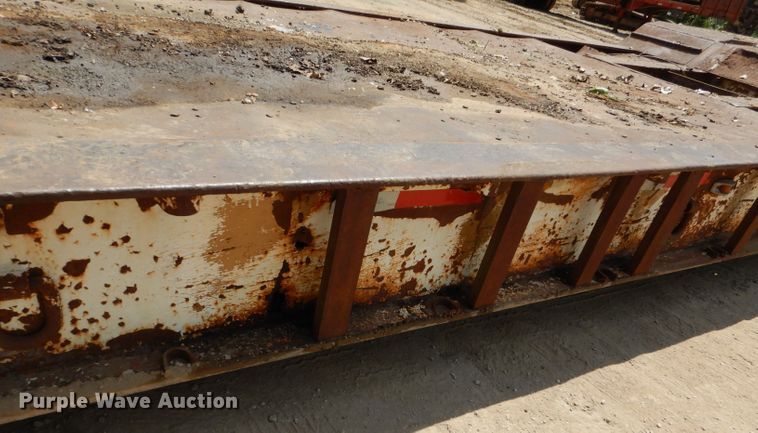 image for item DL8958 1972 Load Trail 403DFP  lowboy trailer