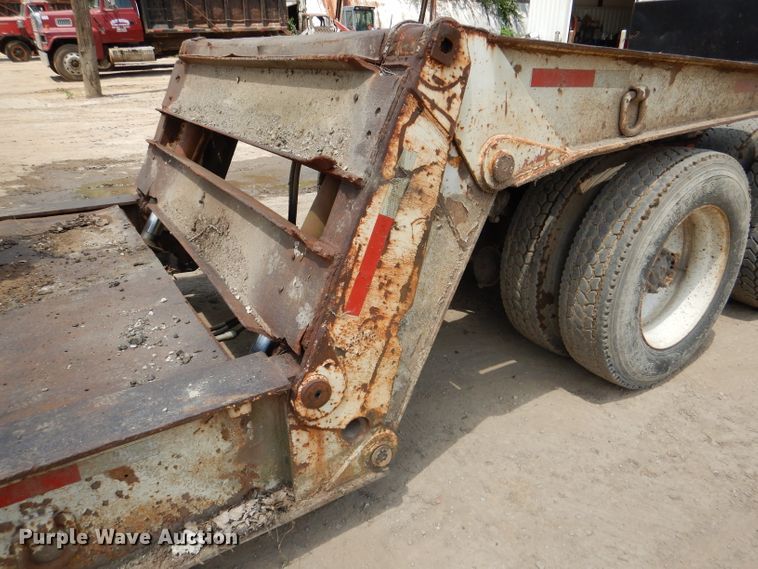 image for item DL8958 1972 Load Trail 403DFP  lowboy trailer