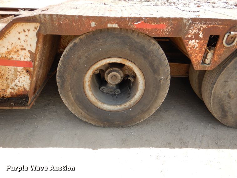 image for item DL8958 1972 Load Trail 403DFP  lowboy trailer
