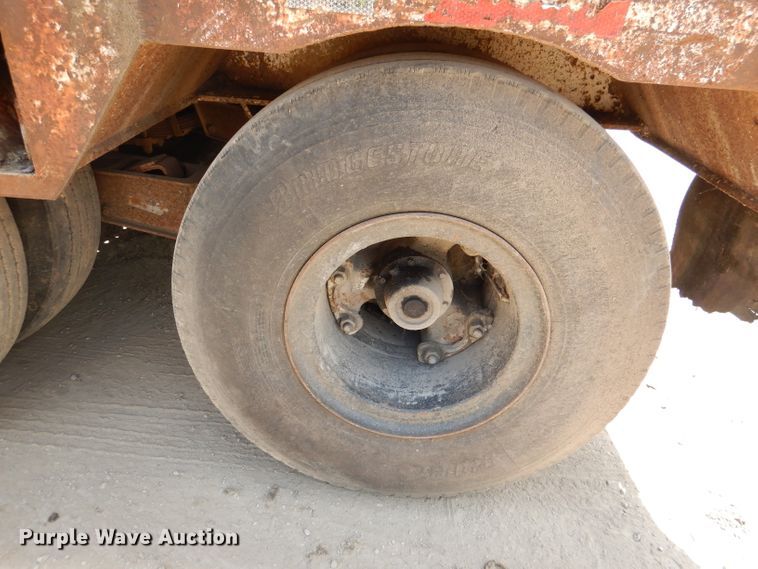 image for item DL8958 1972 Load Trail 403DFP  lowboy trailer