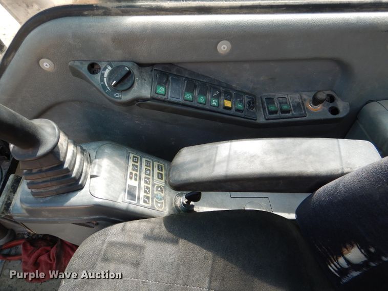 image for item DL8959 2005 Volvo EC210BLC  excavator