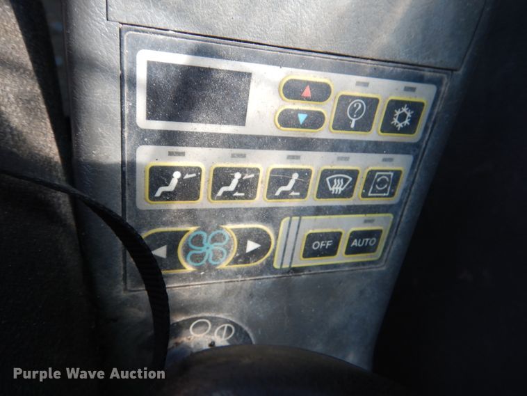 image for item DL8959 2005 Volvo EC210BLC  excavator