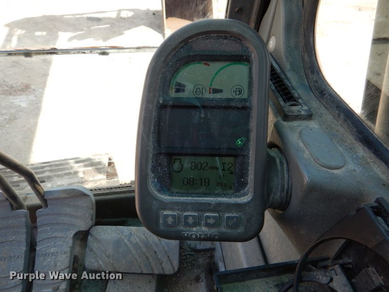 image for item DL8959 2005 Volvo EC210BLC  excavator