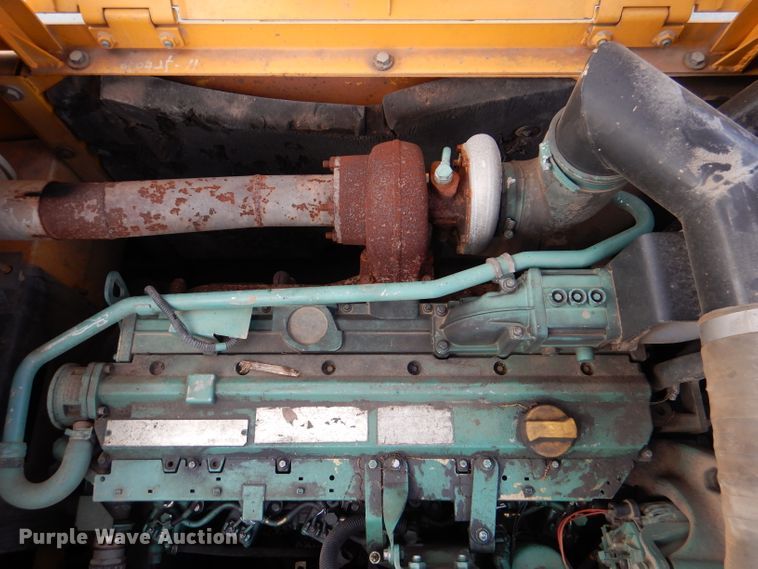 image for item DL8959 2005 Volvo EC210BLC  excavator