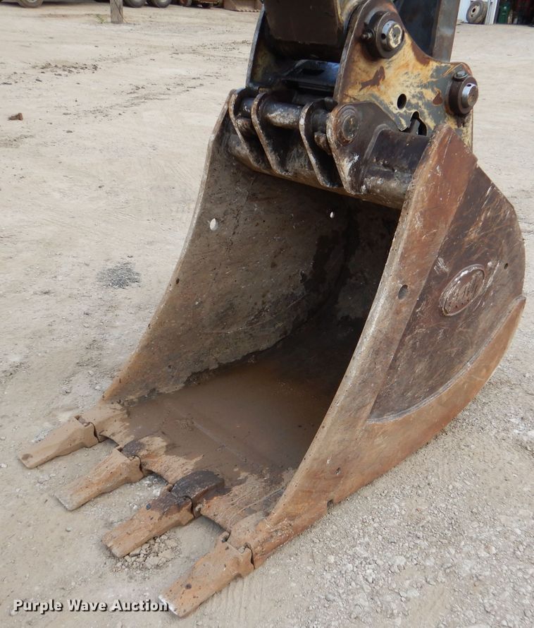 image for item DL8959 2005 Volvo EC210BLC  excavator