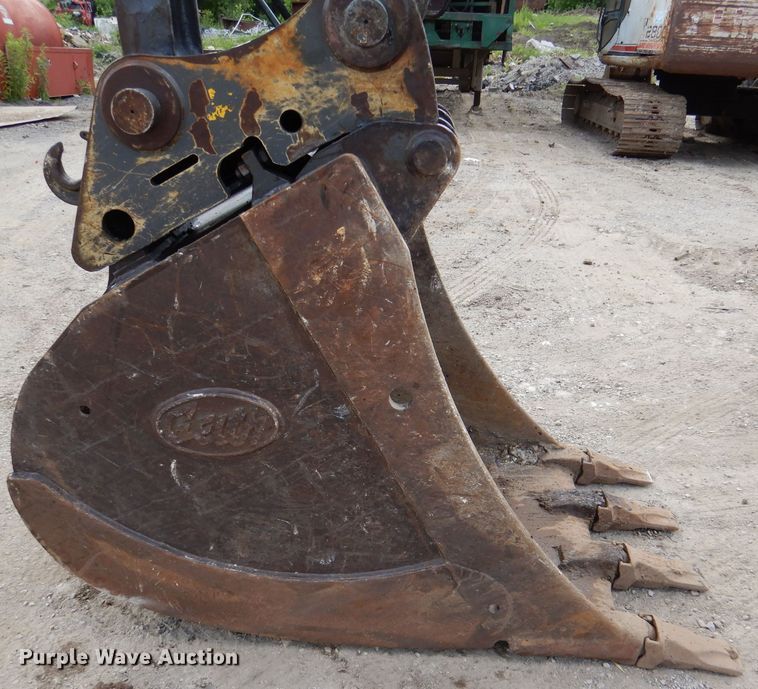 image for item DL8959 2005 Volvo EC210BLC  excavator