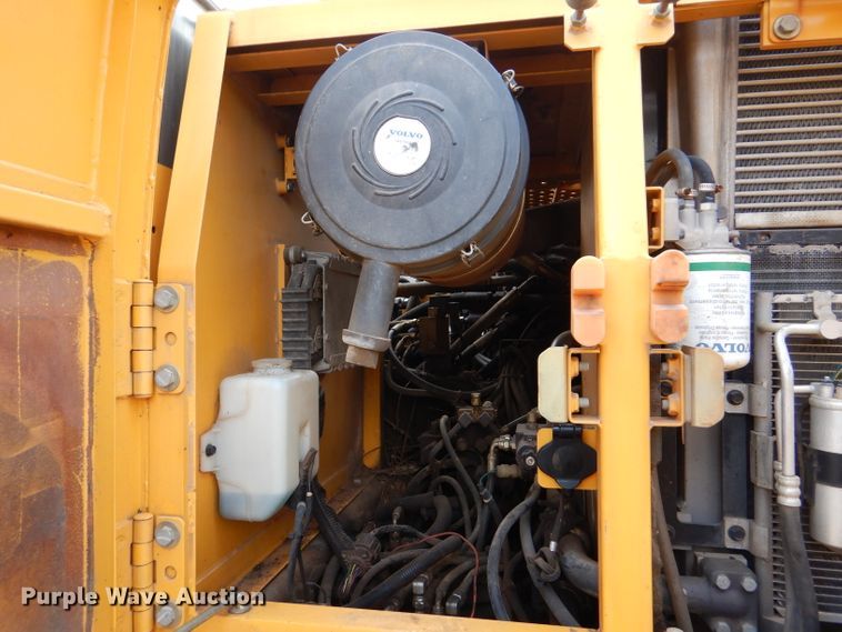 image for item DL8959 2005 Volvo EC210BLC  excavator