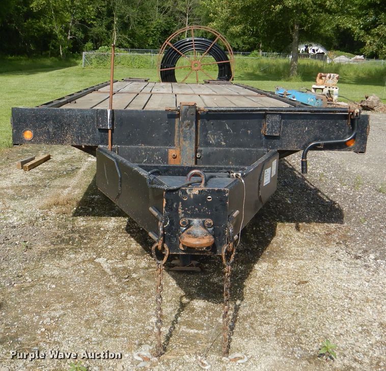 image for item DM0006 1988 Towmaster  equipment trailer