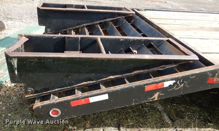 image for item DM0006 1988 Towmaster  equipment trailer