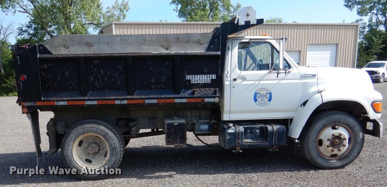 image for item DM0007 1997 Ford F700  dump truck