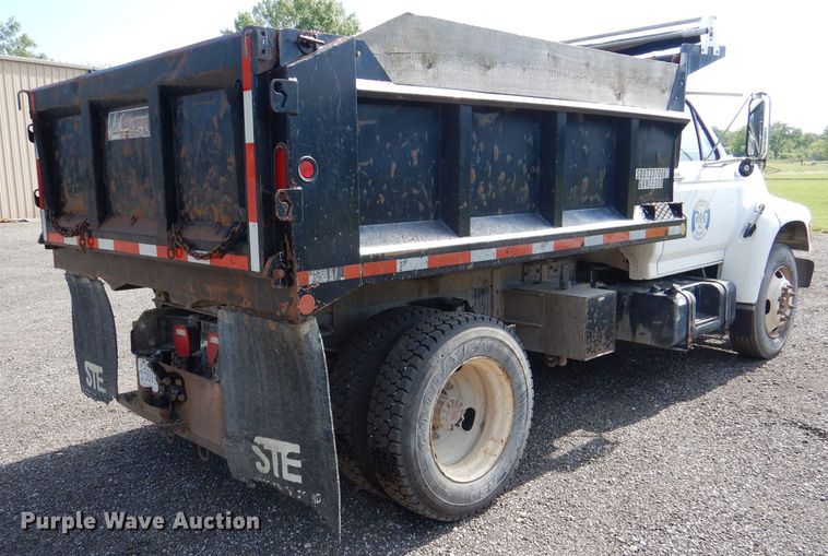 image for item DM0007 1997 Ford F700  dump truck