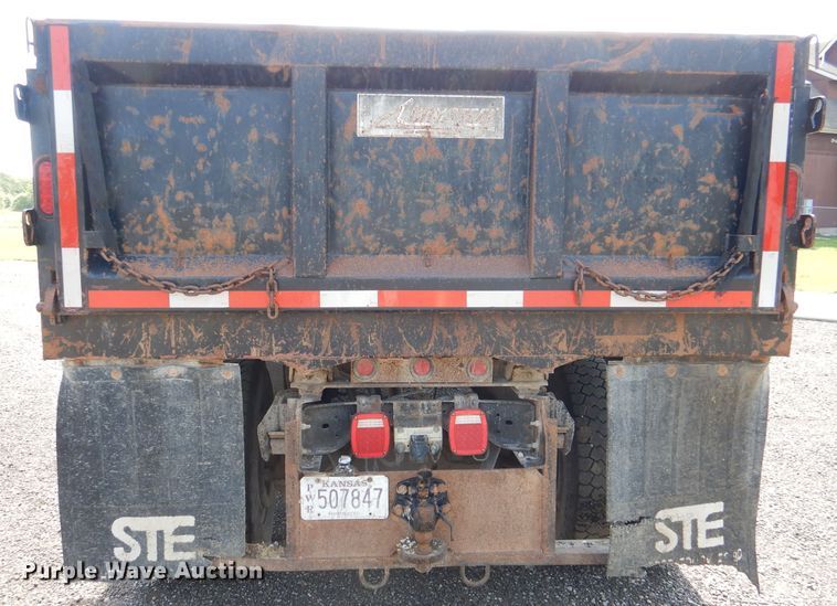 image for item DM0007 1997 Ford F700  dump truck