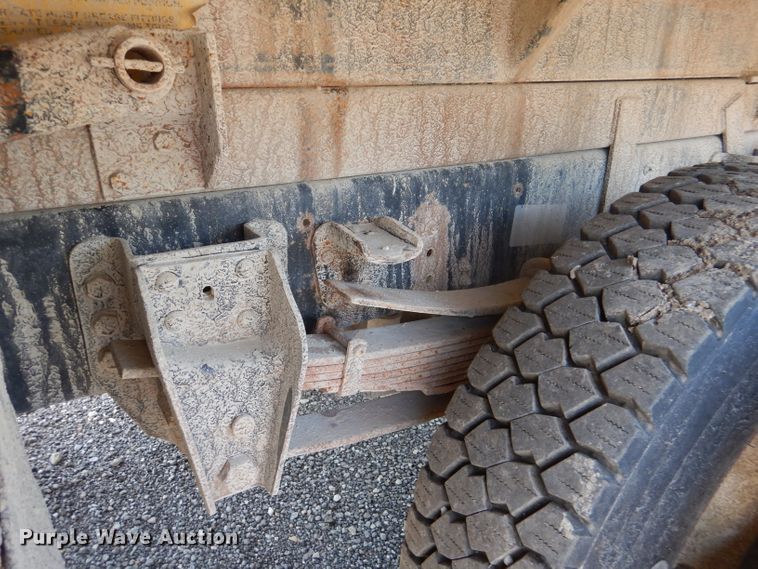 image for item DM0007 1997 Ford F700  dump truck