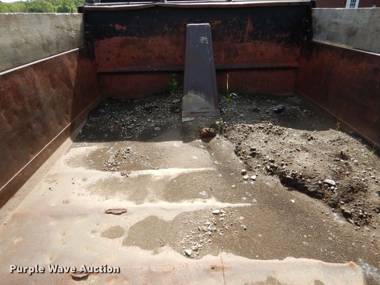 image for item DM0007 1997 Ford F700  dump truck