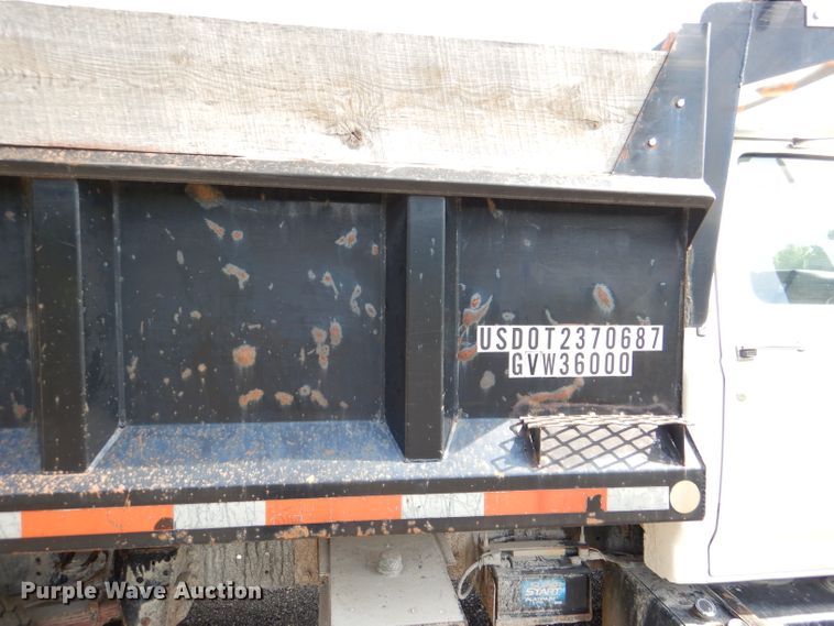 image for item DM0007 1997 Ford F700  dump truck