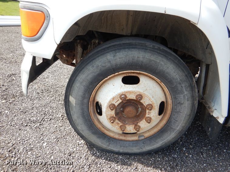 image for item DM0007 1997 Ford F700  dump truck