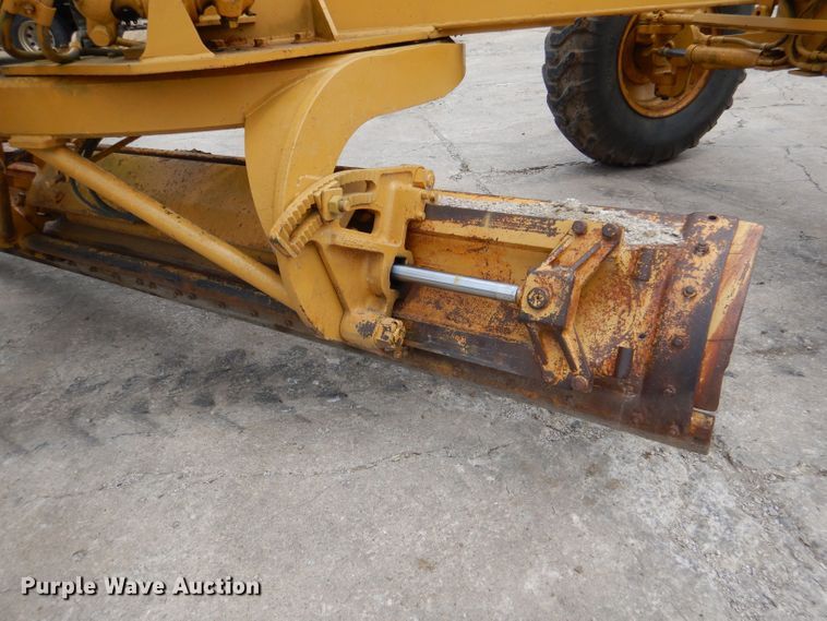 image for item DM0017 1979 Caterpillar 130G  motor grader