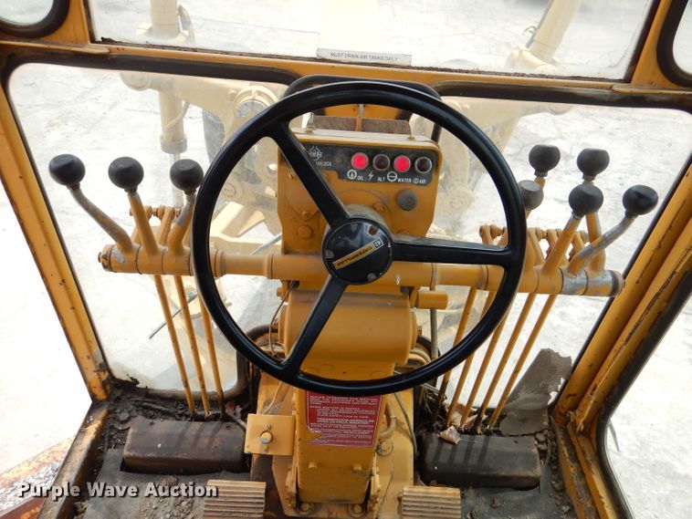 image for item DM0017 1979 Caterpillar 130G  motor grader