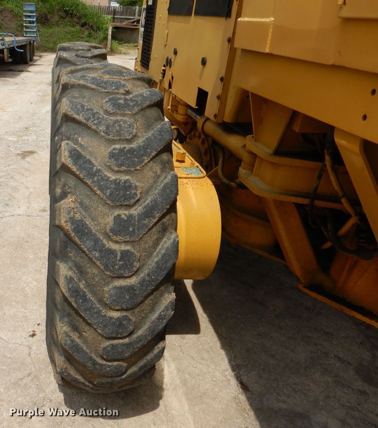 image for item DM0017 1979 Caterpillar 130G  motor grader