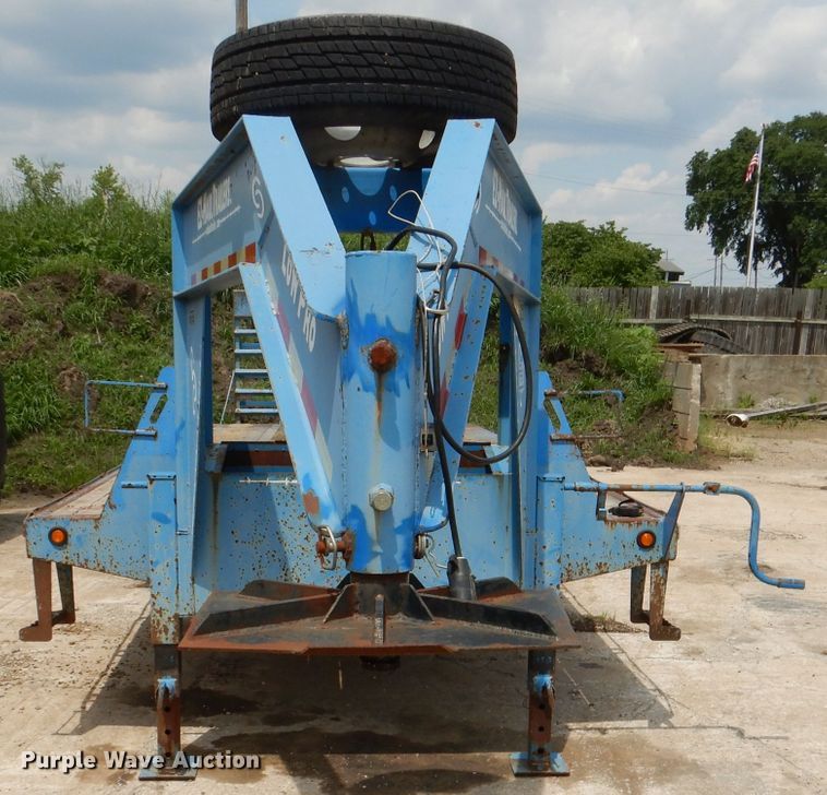 image for item DM0019 2008 T&B  equipment trailer