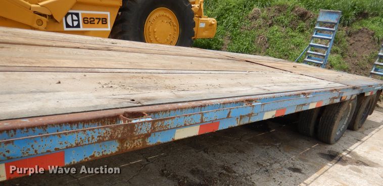 image for item DM0019 2008 T&B  equipment trailer