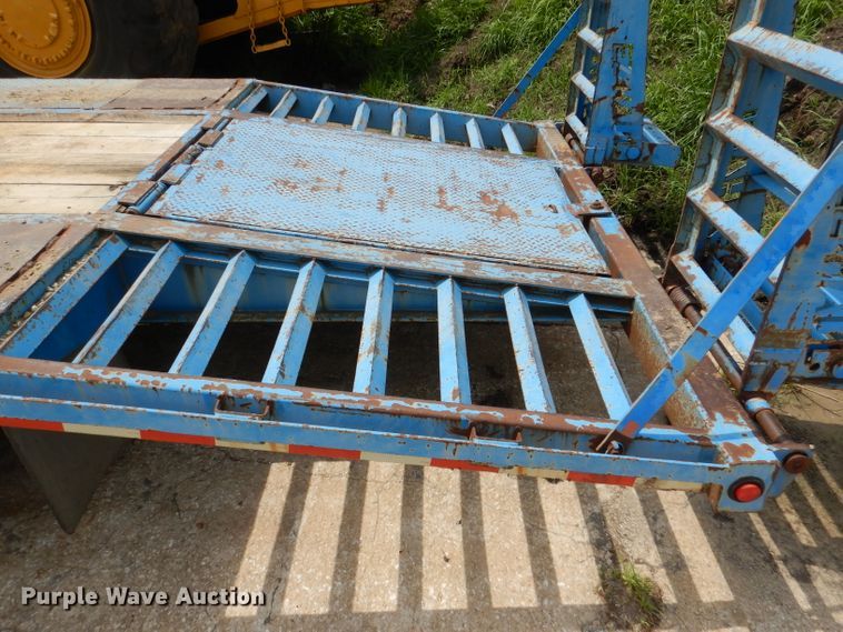image for item DM0019 2008 T&B  equipment trailer