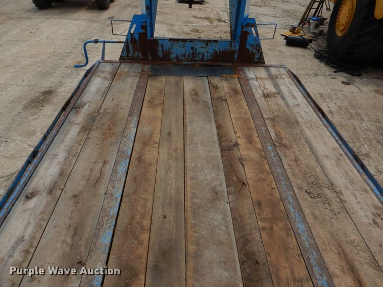 image for item DM0019 2008 T&B  equipment trailer