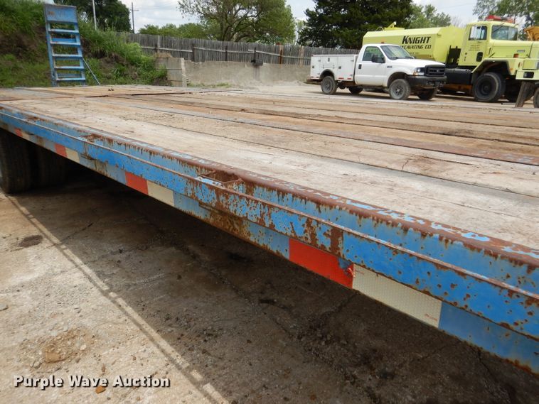 image for item DM0019 2008 T&B  equipment trailer