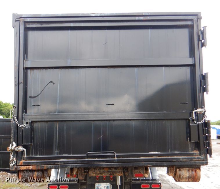 image for item DM3809 Roll-off container