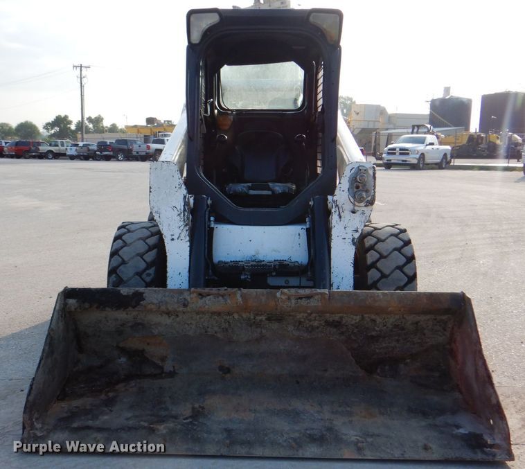 image for item DM3819 2016 Bobcat S750  skid steer