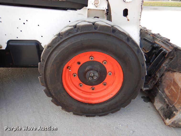 image for item DM3819 2016 Bobcat S750  skid steer