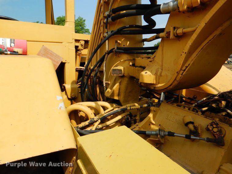 image for item DM3821 1980 Caterpillar 613B  elevating scraper