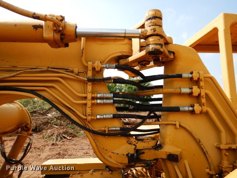 image for item DM3821 1980 Caterpillar 613B  elevating scraper