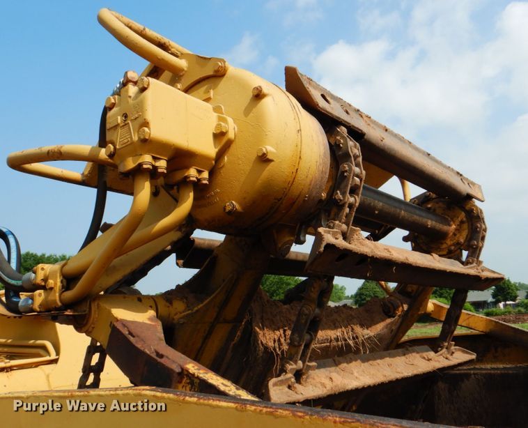 image for item DM3821 1980 Caterpillar 613B  elevating scraper