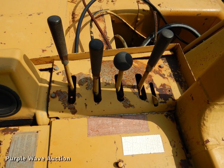 image for item DM3821 1980 Caterpillar 613B  elevating scraper