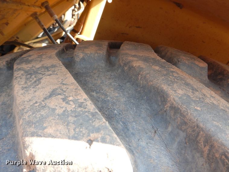 image for item DM3821 1980 Caterpillar 613B  elevating scraper