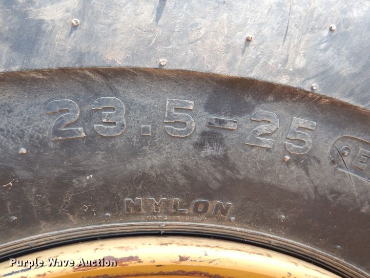 image for item DM3821 1980 Caterpillar 613B  elevating scraper