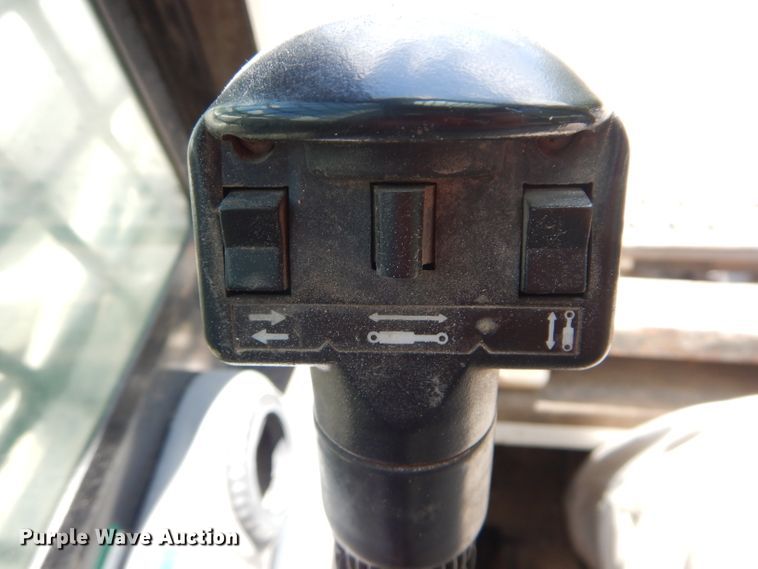 image for item DM4311 2003 Bobcat T190  tracked skid steer loader