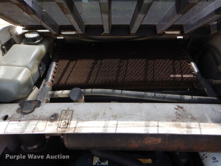 image for item DM4311 2003 Bobcat T190  tracked skid steer loader