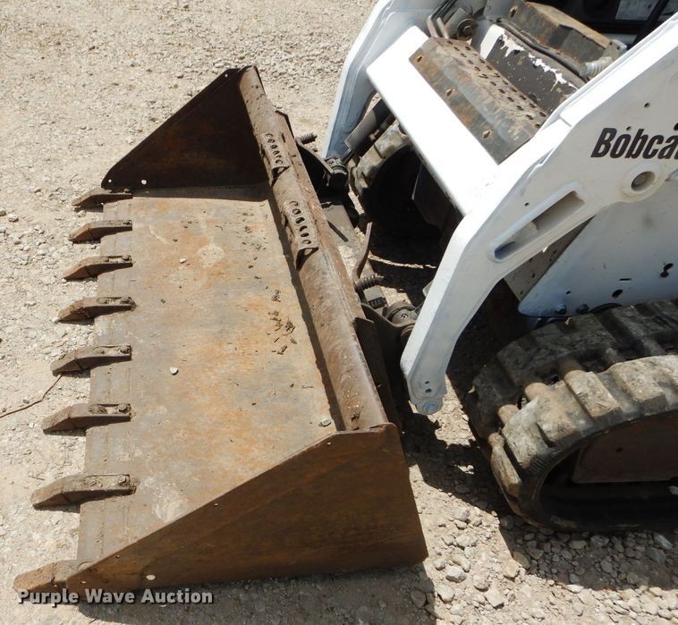 image for item DM4311 2003 Bobcat T190  tracked skid steer loader