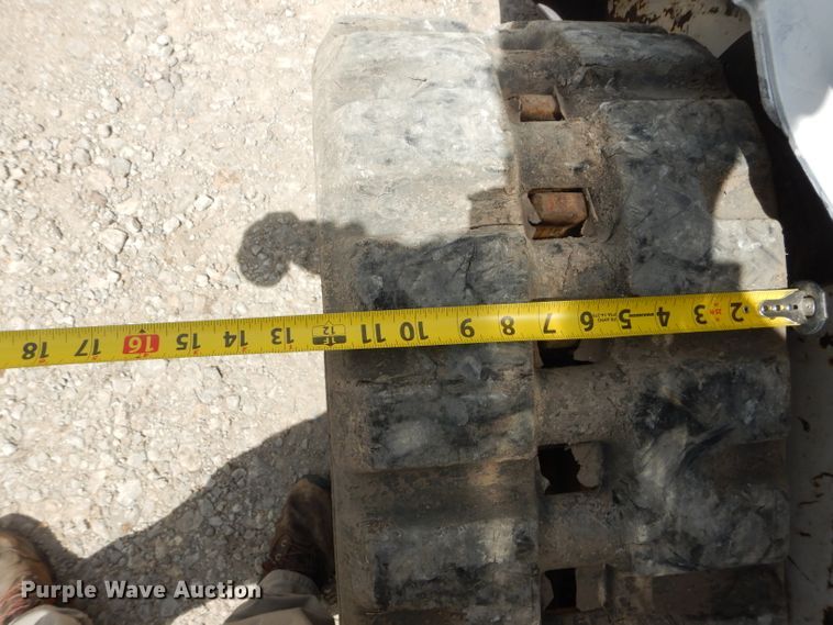 image for item DM4311 2003 Bobcat T190  tracked skid steer loader